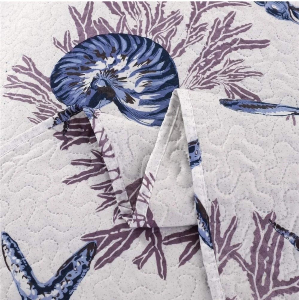 Summer Lightweight Reversible Quilt Size Twin